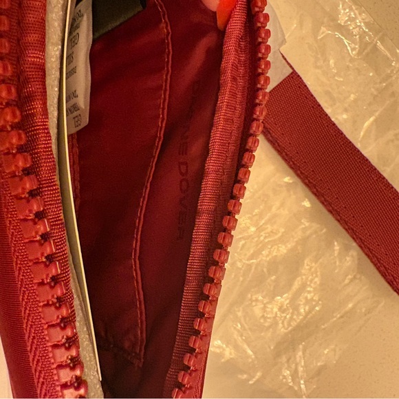 Dagne Dover Red Crossbody Bag - Picture 4 of 5